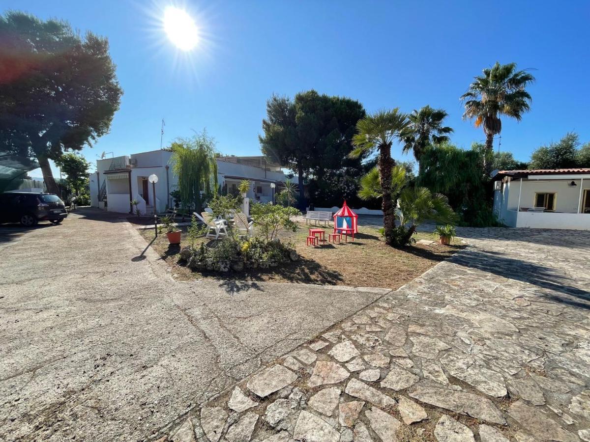 Appartamenti Le Porte Del Gargano В'єсте Екстер'єр фото