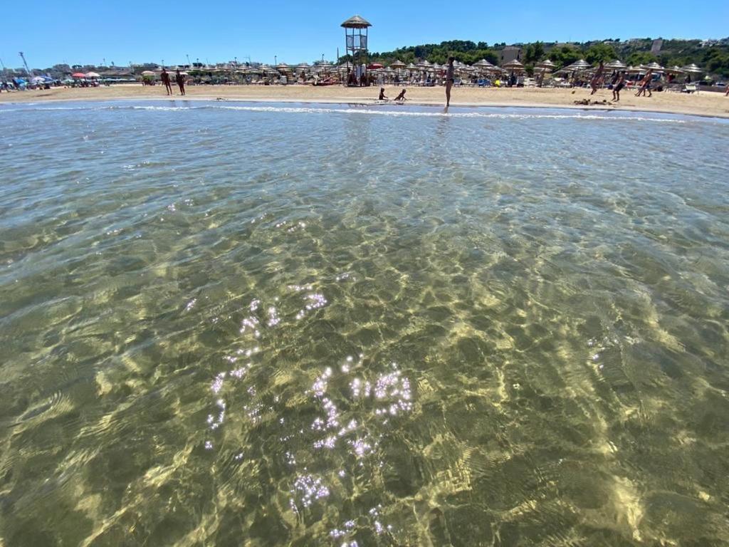 Appartamenti Le Porte Del Gargano В'єсте Екстер'єр фото