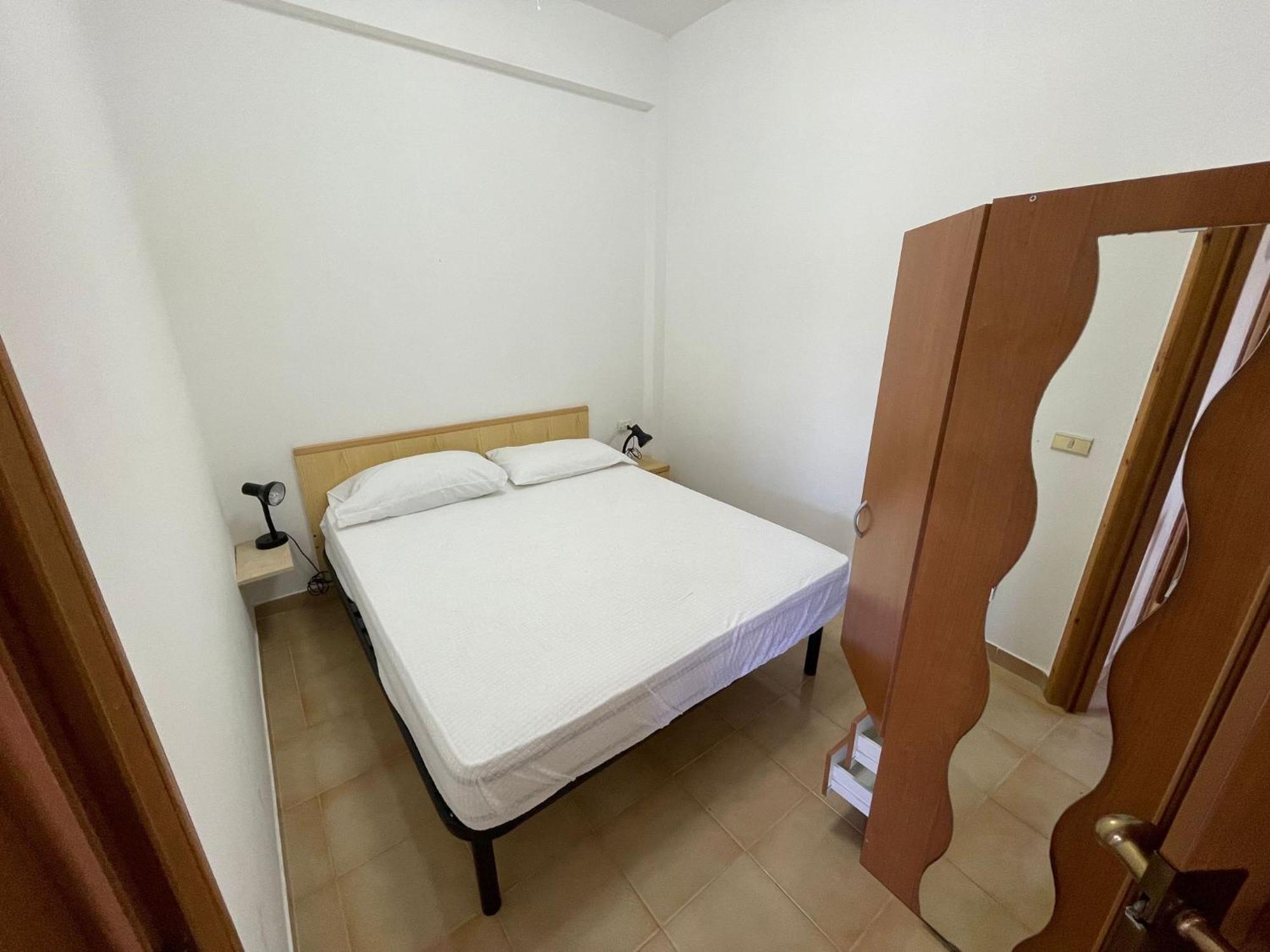 Appartamenti Le Porte Del Gargano В'єсте Екстер'єр фото